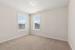 9219 Lighthouse Ln, Woodbury, MN 55129 - Photo 45