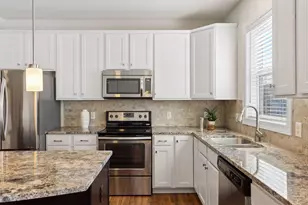 9219 Lighthouse Ln, Woodbury, MN 55129 - Photo 21