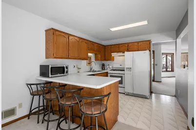 6724 Timber Crest Drive, Maple Grove, MN 55311 - Photo 13