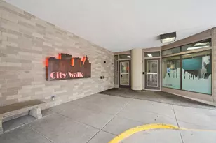 66 9th St E, Saint Paul, MN 55101 - Photo 3