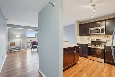 66 9th Street E #1307, Saint Paul, MN 55101 - Photo 9