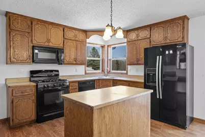 18335 Imperial Avenue N, Forest Lake, MN 55025 - Photo 7
