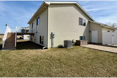 880 Myers Drive NE, Owatonna, MN 55060 - Photo 33