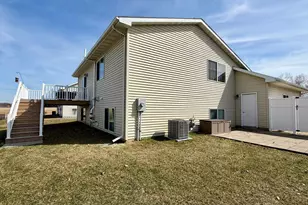 880 Myers Dr NE, Owatonna, MN 55060 - Photo 33