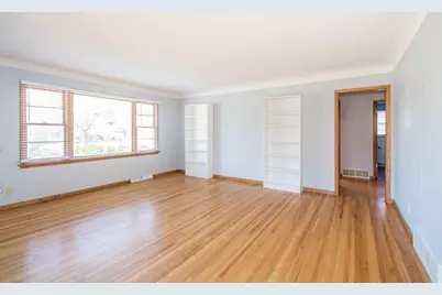 920 Cypress Street S, Cambridge, MN 55008 - Photo 3