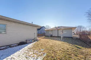 235 S Cedar St, Belle Plaine, MN 56011 - Photo 27
