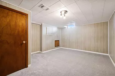 1947 Yorkshire Court, Saint Paul, MN 55116 - Photo 37