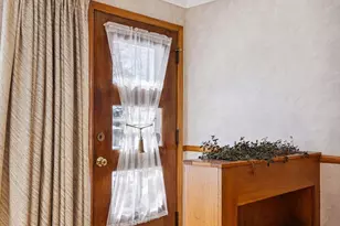 1947 Yorkshire Ct, Saint Paul, MN 55116 - Photo 5