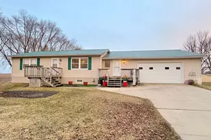 611 Hackberry St, Dawson, MN 56232 - Photo 31