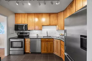 410 Groveland Ave, Minneapolis, MN 55403 - Photo 23