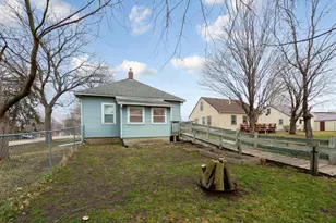 1319 George L St, Faribault, MN 55021 - Photo 7