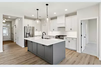 10933 37th Street N, Lake Elmo, MN 55042 - Photo 1