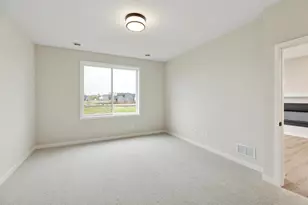 10933 37th St N, Lake Elmo, MN 55042 - Photo 37