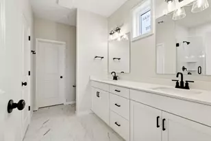 10933 37th St N, Lake Elmo, MN 55042 - Photo 39