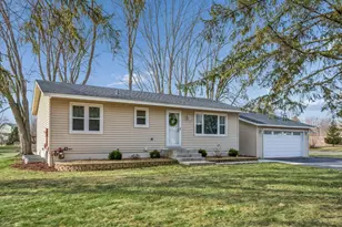 319 Walnut Ave SW, Saint Michael, MN 55376 - Photo 3
