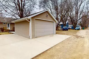 1425 Academy Ave, Albert Lea, MN 56007 - Photo 31