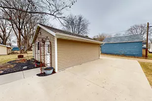 1425 Academy Ave, Albert Lea, MN 56007 - Photo 33