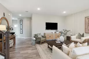 9265 Larimar Trl, Eden Prairie, MN 55347 - Photo 5