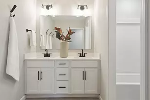 9265 Larimar Trl, Eden Prairie, MN 55347 - Photo 17