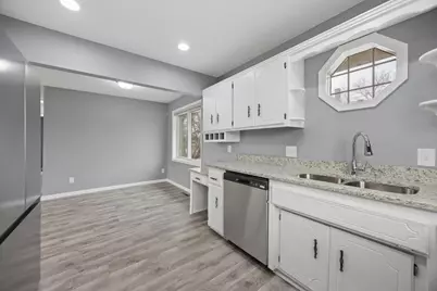 1609 82nd Avenue N, Brooklyn Park, MN 55444 - Photo 21