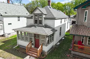 934 Juno Ave, Saint Paul, MN 55102 - Photo 1