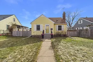 1628 Arlington Ave E, Saint Paul, MN 55106 - Photo 1