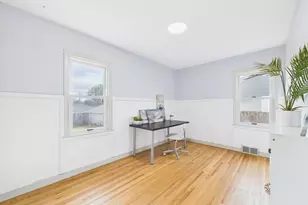 1628 Arlington Ave E, Saint Paul, MN 55106 - Photo 9