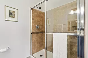 240 Spring St, Saint Paul, MN 55102 - Photo 19