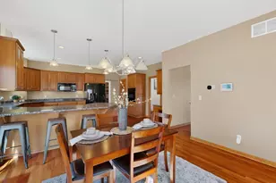 4823 Scenic Oak Dr SW, Rochester, MN 55902 - Photo 9