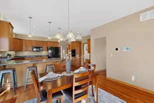 4823 Scenic Oak Dr SW, Rochester, MN 55902 - Photo 9