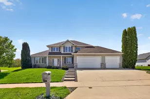 4823 Scenic Oak Dr SW, Rochester, MN 55902 - Photo 1