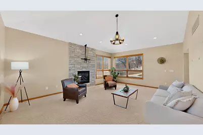 4823 Scenic Oak Drive SW, Rochester, MN 55902 - Photo 5