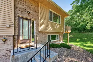 4604 Rosewood Ln N, Plymouth, MN 55442 - Photo 33