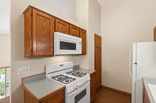 4604 Rosewood Ln N, Plymouth, MN 55442 - Photo 11