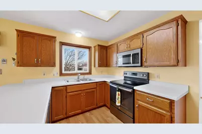 4236 Stoneham Lane NW, Rochester, MN 55901 - Photo 13