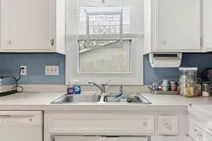 112302 Baxter Ct, Chaska, MN 55318 - Photo 11