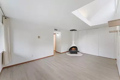 26 Arthur Avenue SE #304, Minneapolis, MN 55414 - Photo 3