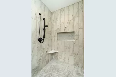 2027 Hadley Creek Drive NE, Rochester, MN 55906 - Photo 27