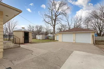 107 21st Avenue NW, Faribault, MN 55021 - Photo 5