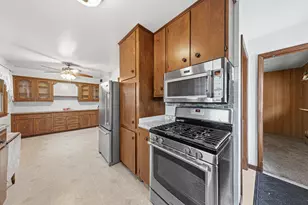 107 21st Ave NW, Faribault, MN 55021 - Photo 17