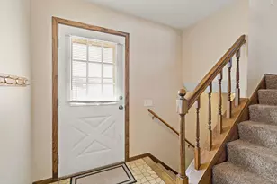 15335 Valley View Dr, Savage, MN 55378 - Photo 11