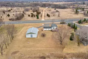 15335 Valley View Dr, Savage, MN 55378 - Photo 5