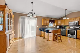 3912 7th St S, Moorhead, MN 56560 - Photo 9