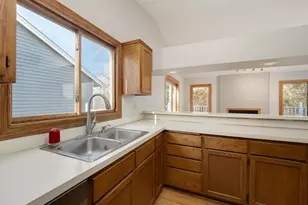 5545 Knoll Dr, Shoreview, MN 55126 - Photo 23