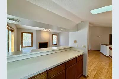 5545 Knoll Drive, Shoreview, MN 55126 - Photo 23
