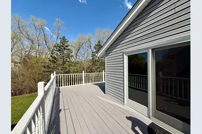 5545 Knoll Drive, Shoreview, MN 55126 - Photo 7