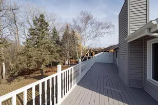 5545 Knoll Dr, Shoreview, MN 55126 - Photo 5