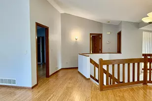 5545 Knoll Dr, Shoreview, MN 55126 - Photo 13