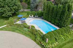 10500 Niblick Ln, Eden Prairie, MN 55347 - Photo 9
