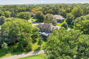 10500 Niblick Ln, Eden Prairie, MN 55347 - Photo 97